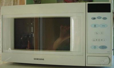Лот: 1590170. Фото: 1. Микроволновая печь Samsung M745R. Микроволновки, мини-печи
