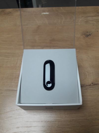 Лот: 15225114. Фото: 1. Капсула Xiaomi Mi Band 3 | Держит... Смарт-часы, фитнес-браслеты, аксессуары