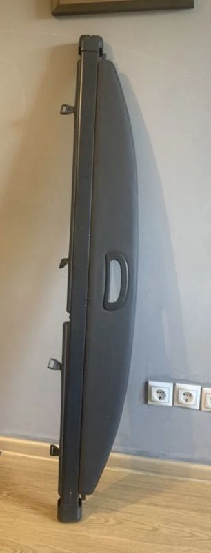 Лот: 25022777. Фото: 1. Шторка в багажник Toyota kluger. Салон