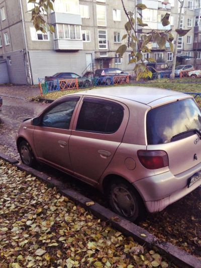 Лот: 6249349. Фото: 1. Toyota Vitz. Автомобили