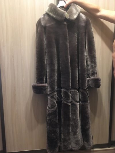 Лот: 3128810. Фото: 1. шуба мутоновая. Верхняя одежда