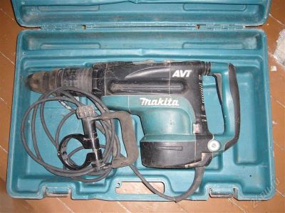 Лот: 1058190. Фото: 1. Перфоратор "Makita" HR-5211C... Электроинструмент