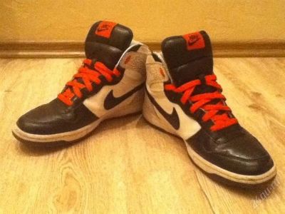 Лот: 873819. Фото: 1. кросовки Nike 43 размер. Кеды, кроссовки, слипоны