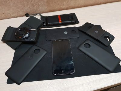 Лот: 12159033. Фото: 1. Motorola/moto Z 32GB Black/LunarGray... Смартфоны