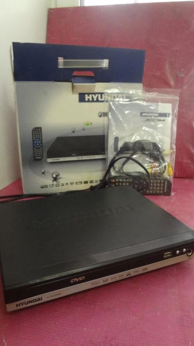 Лот: 11484304. Фото: 1. DVD-плеер Hyundai H-DVD5062 комплект... DVD, Blu-Ray плееры