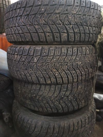 Лот: 18900618. Фото: 1. Шины (резина) зимние Michelin... Шины
