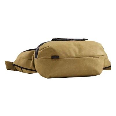 Лот: 24917160. Фото: 1. Рюкзак Thule Aion Sling Bag Beige... Рюкзаки