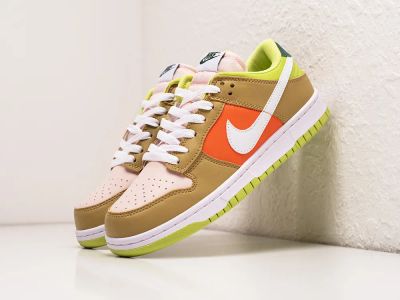 Лот: 24978356. Фото: 1. Кроссовки Nike SB Dunk Low. Кеды, кроссовки, слипоны