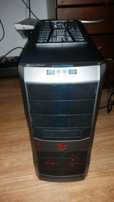 Лот: 8844435. Фото: 1. Игровой системник 6 ядер +R9 270. Компьютеры в сборе