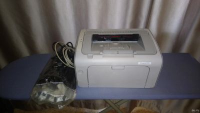 Лот: 13605209. Фото: 1. Принтер HP LaserJet P1005 + запасной... Лазерные принтеры