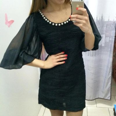 Лот: 7543162. Фото: 1. Коктейльное черное с бусинами... Платья