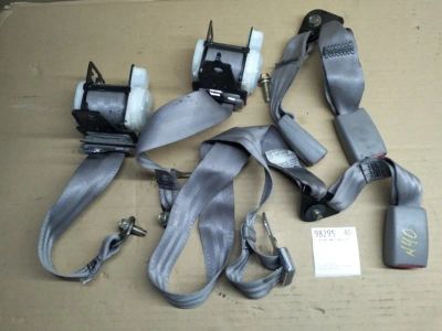 Лот: 21397604. Фото: 1. ремень безопасности Nissan Sunny... Двигатель и элементы двигателя