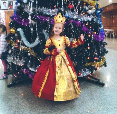 Лот: 12768101. Фото: 1. Костюм Новогодний Королева 116-122. Детские карнавальные, праздничные костюмы