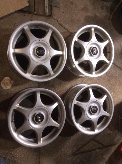 Лот: 6297873. Фото: 1. Литые диски Daura R15 5x100/ 5x114... Диски