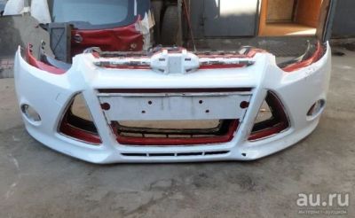 Лот: 13804543. Фото: 1. Бампер Ford Focus 3 белый красный. Кузов