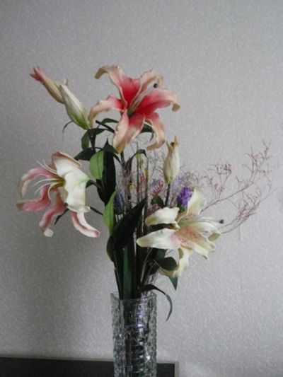 Лот: 9089097. Фото: 1. цветок - лилия. Искусственные и сувенирные цветы