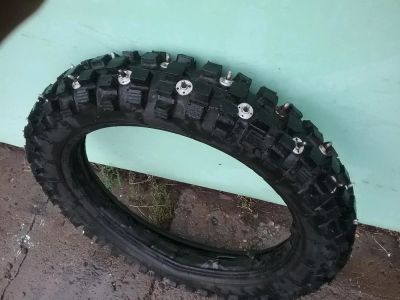Лот: 10069724. Фото: 1. Новая кроссовая шипованая покрышка... Запчасти