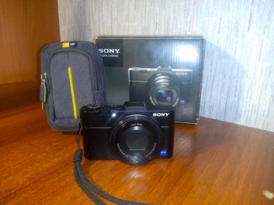 Лот: 20023506. Фото: 1. Фотоаппарат Sony RX100M2 ii. Цифровые компактные
