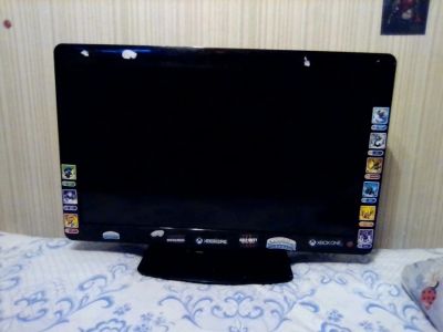 Лот: 11889614. Фото: 1. LED-телевизор 32"-38" Philips... Телевизоры