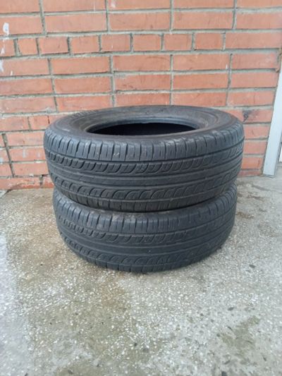 Лот: 19098619. Фото: 1. Bridgestone 215/65R15 Bstyle. Шины