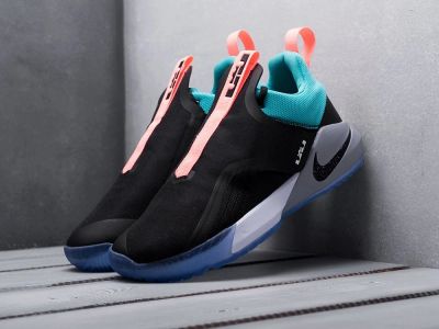 Лот: 15637071. Фото: 1. Кроссовки Nike LeBron Ambassador... Кеды, кроссовки, слипоны