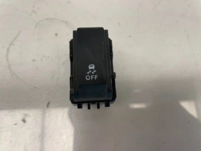 Лот: 22460465. Фото: 1. кнопка ESP Nissan Terrano D10. Двигатель и элементы двигателя