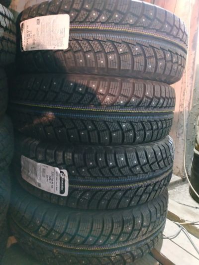 Лот: 16331926. Фото: 1. Шины Matador Sibir Ice 2 235/70R16. Шины