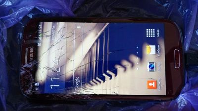 Лот: 3992038. Фото: 1. Samsung Galaxy S3 красный. Смартфоны