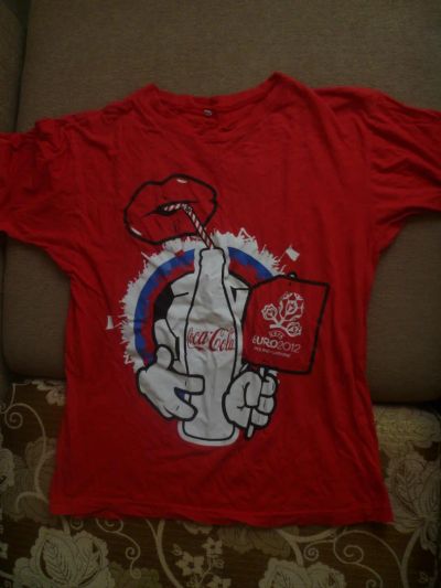Лот: 4320315. Фото: 1. Футболка Coca-Cola размер L. Футболки, поло