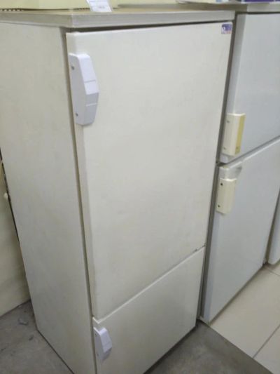Лот: 9875440. Фото: 1. Холодильник Бирюса Б-18 (до 2000г... Холодильники, морозильные камеры