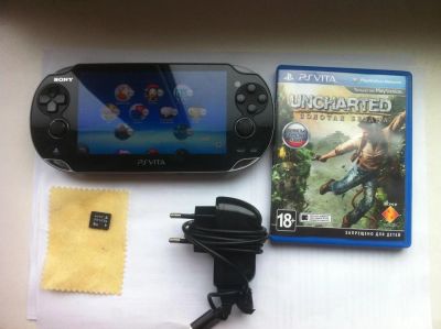 Лот: 4181673. Фото: 1. PS Vita 8Gb + Uncharted. Игровые приставки, консоли