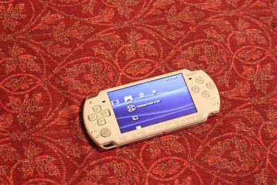 Лот: 3703612. Фото: 1. Psp white. Игровые приставки, консоли