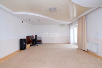 Лот: 13410515. Фото: 1. Продам 4-комн. кв. 148 кв.м. Красноярск... Квартиры, студии