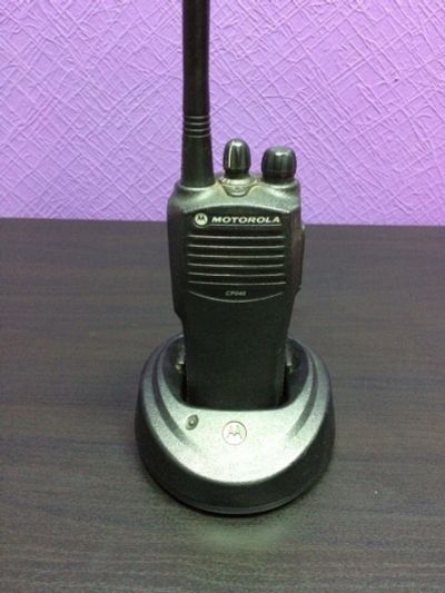 Лот: 7436066. Фото: 1. Радиостанция Motorola CP040. Рации, радиостанции