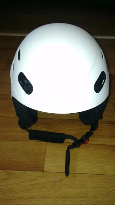 Лот: 7450826. Фото: 1. UVEX шлем горнолыжный. Другое (лыжи)