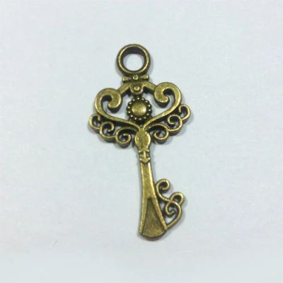 Лот: 5525842. Фото: 1. Винтажная подвеска ключ 3см. Кулоны, подвески