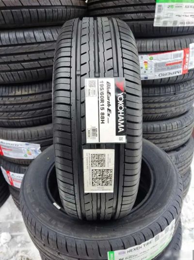 Лот: 20008871. Фото: 1. шины 195/60 R15 Yokohama Bluearth... Шины