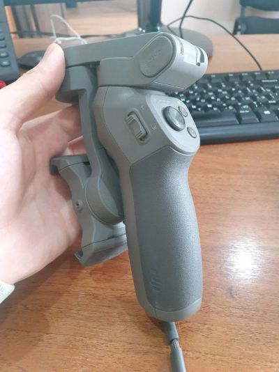 Лот: 16728545. Фото: 1. DJI Osmo mobile 3 Электронный... Другое (аксессуары, расходные материалы)