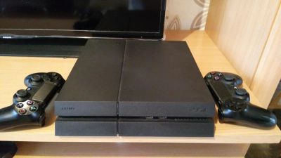 Лот: 8181377. Фото: 1. Sony Playstation 4. Игровые приставки, консоли