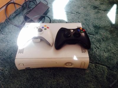 Лот: 5973118. Фото: 1. X-box 360. Игровые приставки, консоли