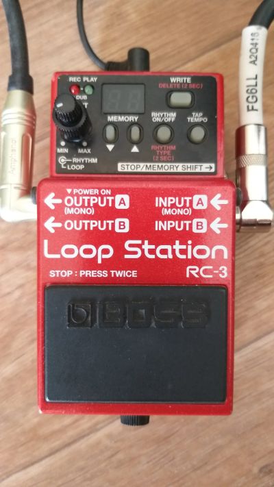 Лот: 20225202. Фото: 1. Boss RC-3 Loop Station. Гитарные эффекты и комбоусилители