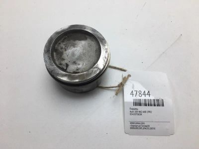 Лот: 20393355. Фото: 1. Поршень Audi 100 1992 054107065H... Двигатель и элементы двигателя