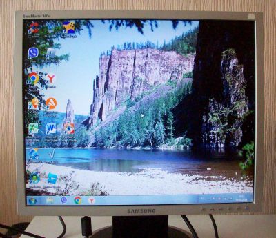 Лот: 21770110. Фото: 1. Монитор Samsung Sing master 940n. ЖК-мониторы