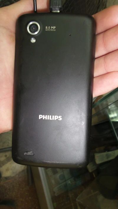 Лот: 4289622. Фото: 1. ***Philips Xenuim W832***. Кнопочные мобильные телефоны