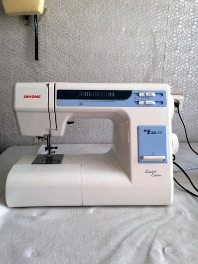 Лот: 7021833. Фото: 1. Швейная машина Janome My Excel... Швейная, вязальная