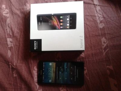 Лот: 3822654. Фото: 1. Sony Xperia Z Рабочий дисплей... Смартфоны