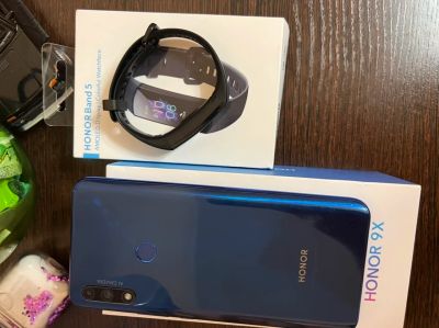 Лот: 18454441. Фото: 1. Honor 9X 128gb + Band 5. Смартфоны