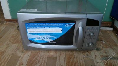 Лот: 2644834. Фото: 1. Микроволновая печ Samsung C105AFR... Микроволновки, мини-печи