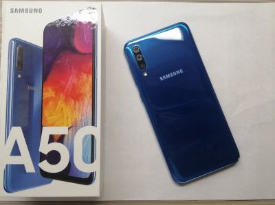 Лот: 15036478. Фото: 1. Samsung a50. Смартфоны