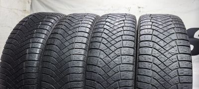 Лот: 19999697. Фото: 1. 225/60R18 104T Pirelli Ice Zero... Шины